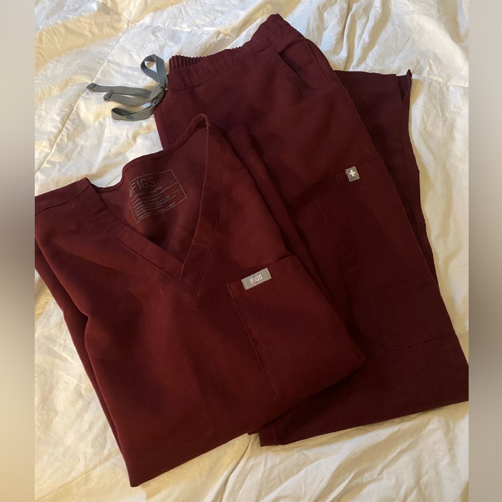 Maroon figs scrub set S/SP